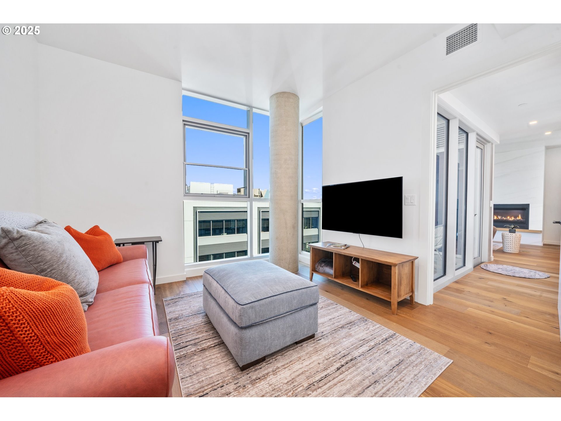 590 Waterfront WAY 901