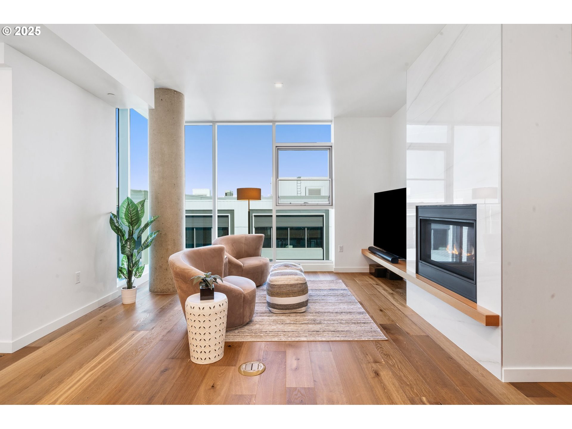 590 Waterfront WAY 901