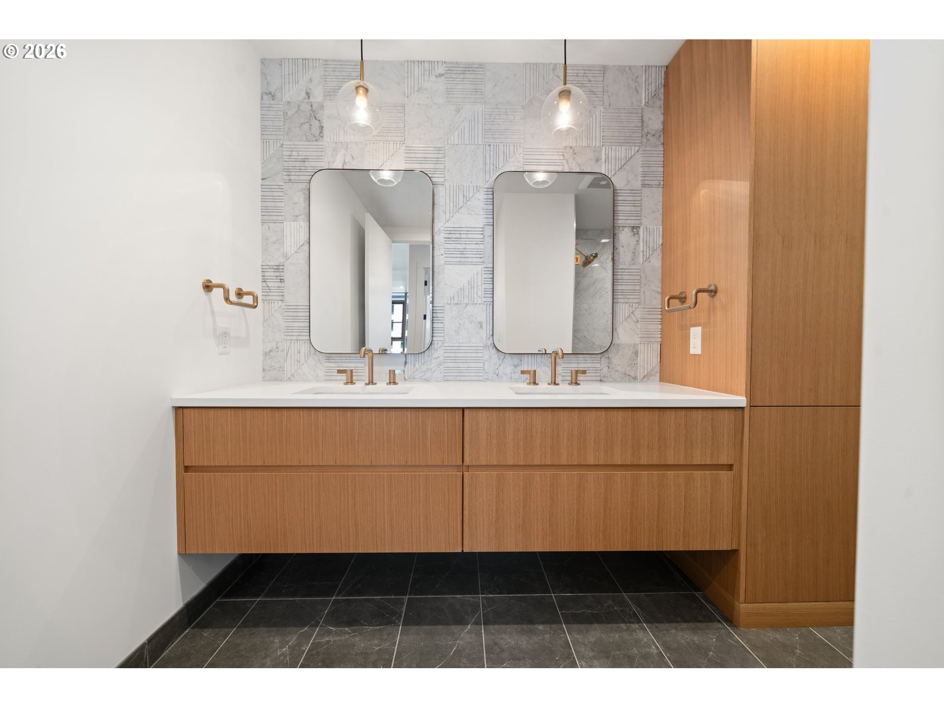 590 WATERFRONT WAY 600