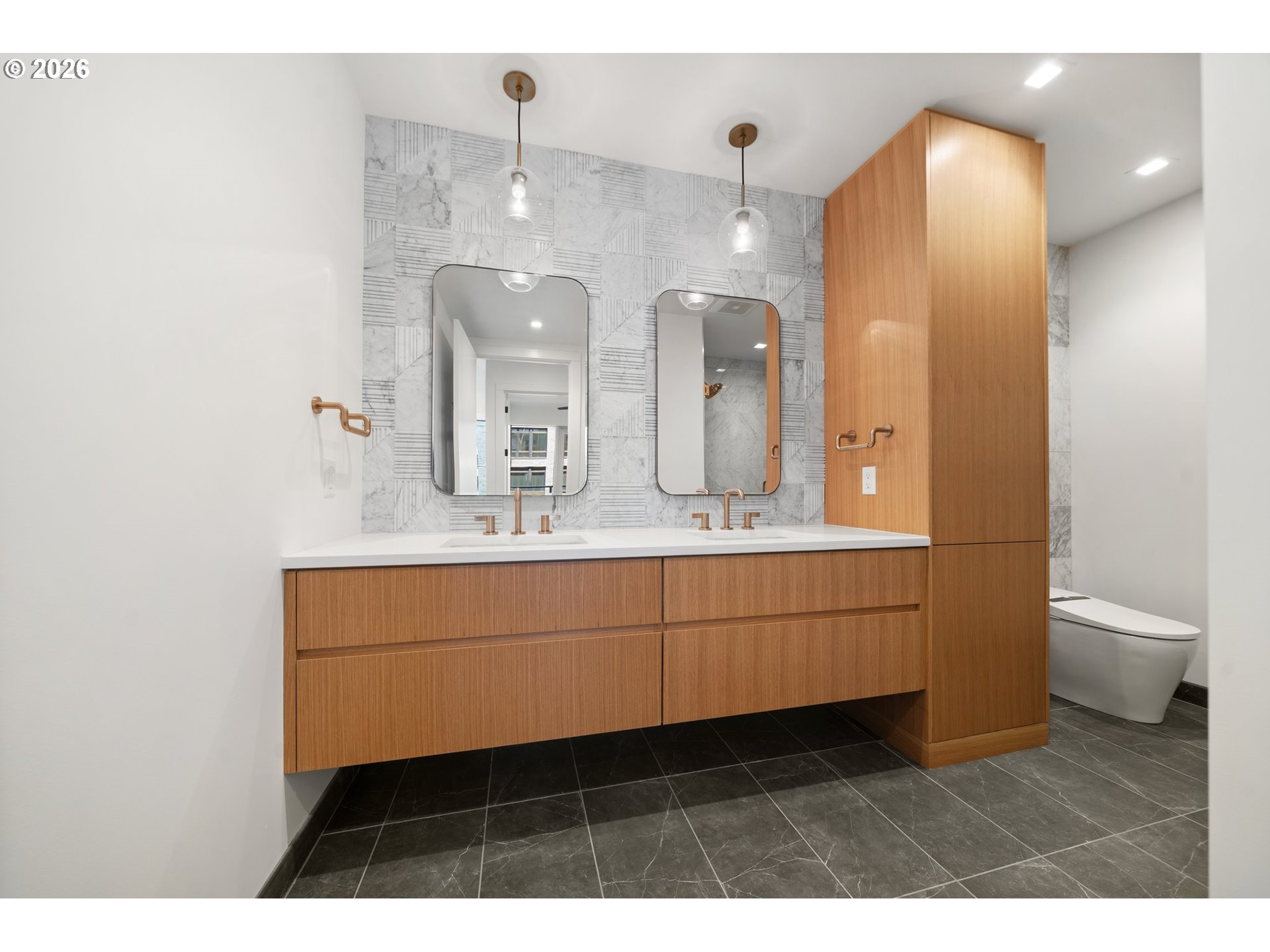 590 WATERFRONT WAY 600