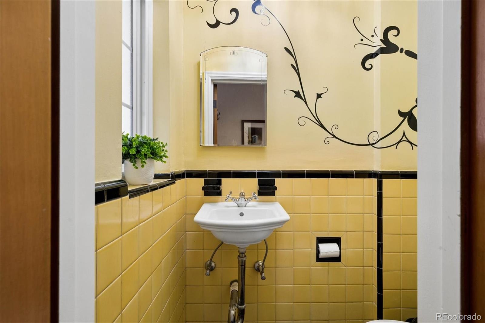 6400 Montview Boulevard