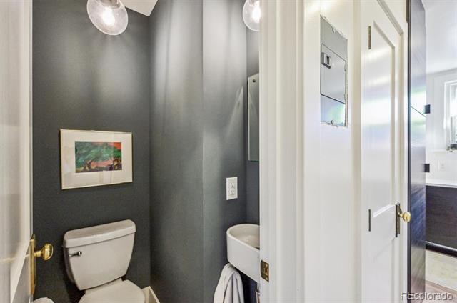 2034 Dahlia Street Unit: 1