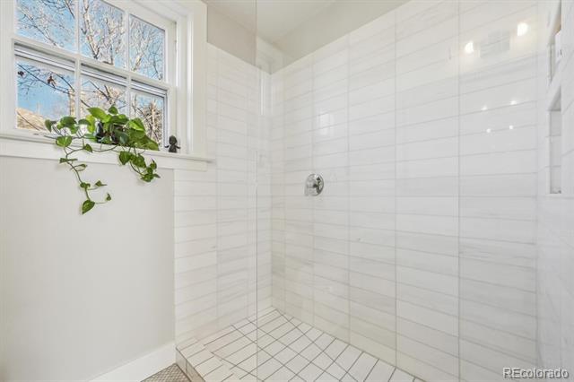 2034 Dahlia Street Unit: 1