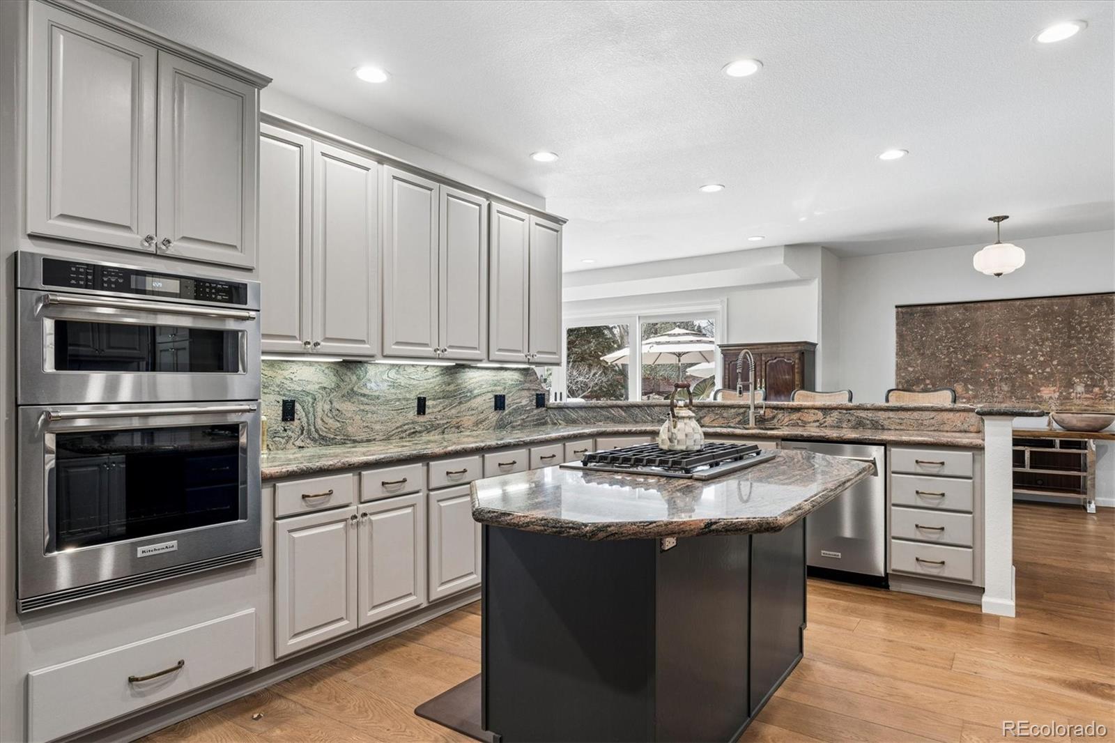 4484 W Cottonwood Place