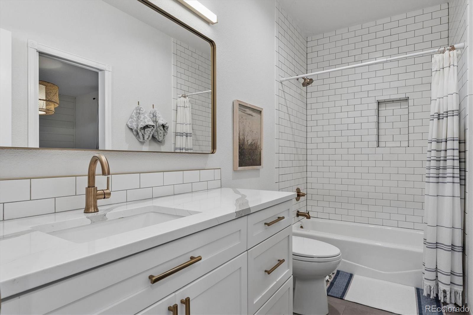 4484 W Cottonwood Place