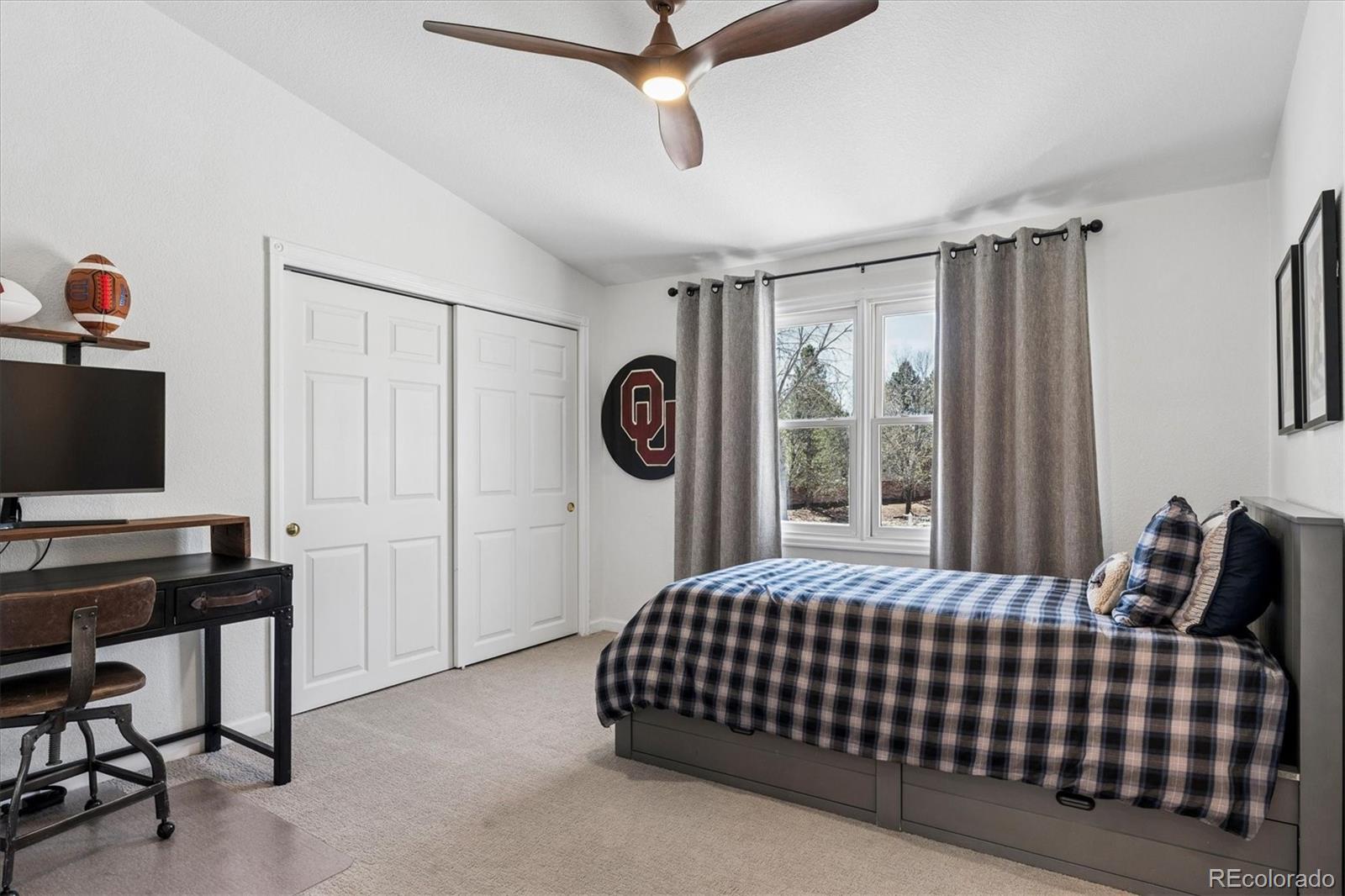 4484 W Cottonwood Place