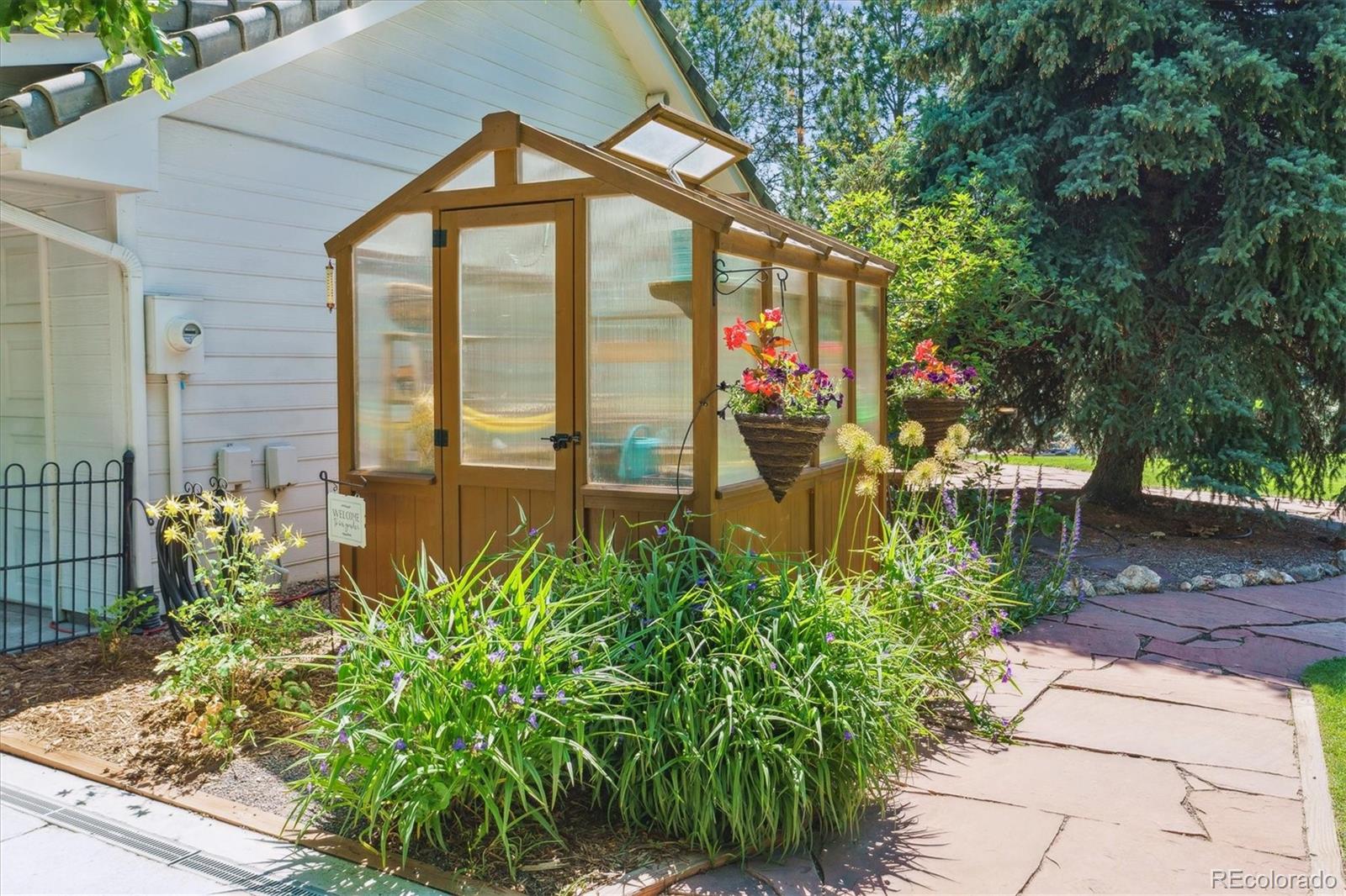 4484 W Cottonwood Place