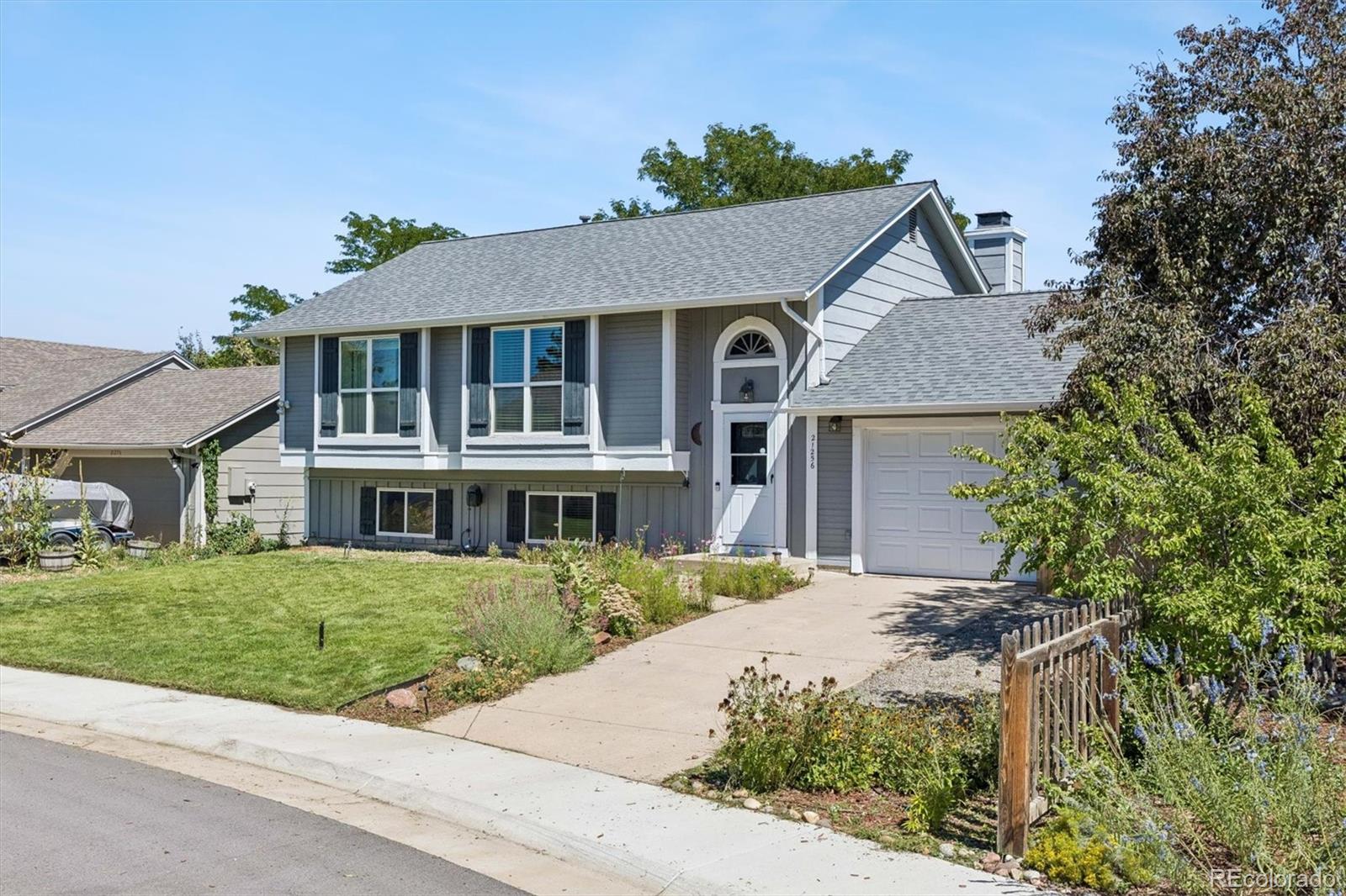 21256 E Powers Circle