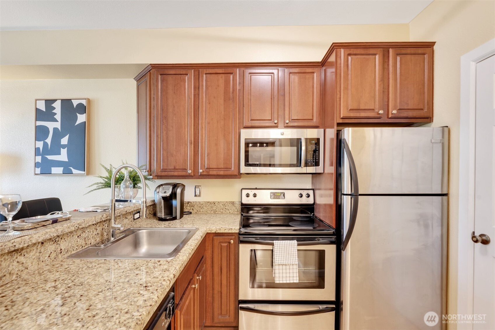 225 Logan Avenue S Unit: 205