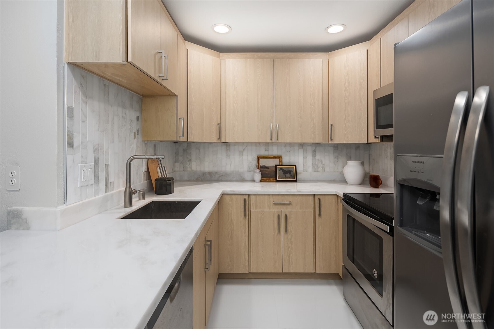 11504 NE 128th Street Unit: 32