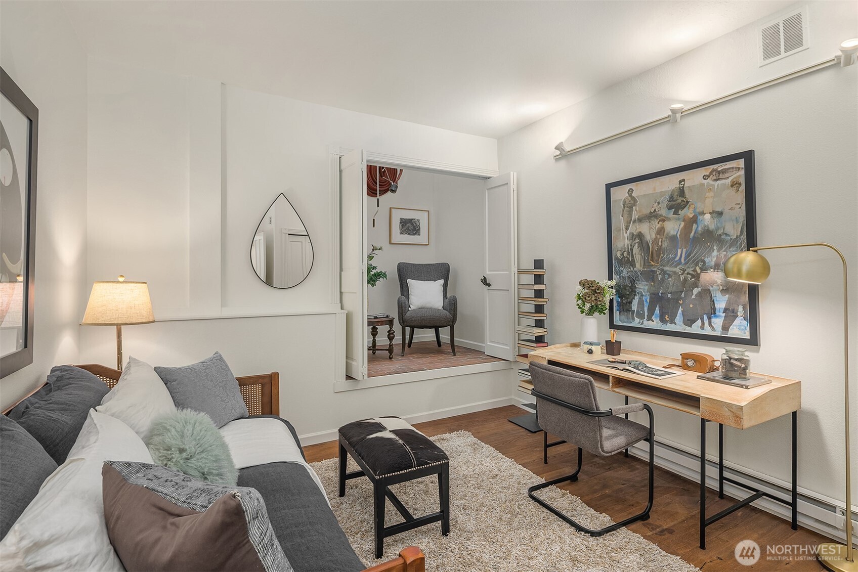 1406 Harvard Avenue Unit: 8