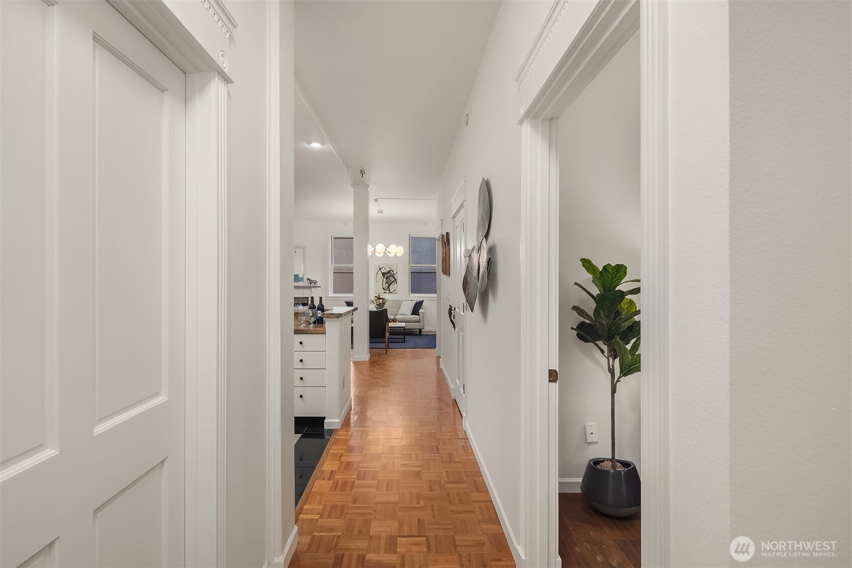 1406 Harvard Avenue Unit: 8