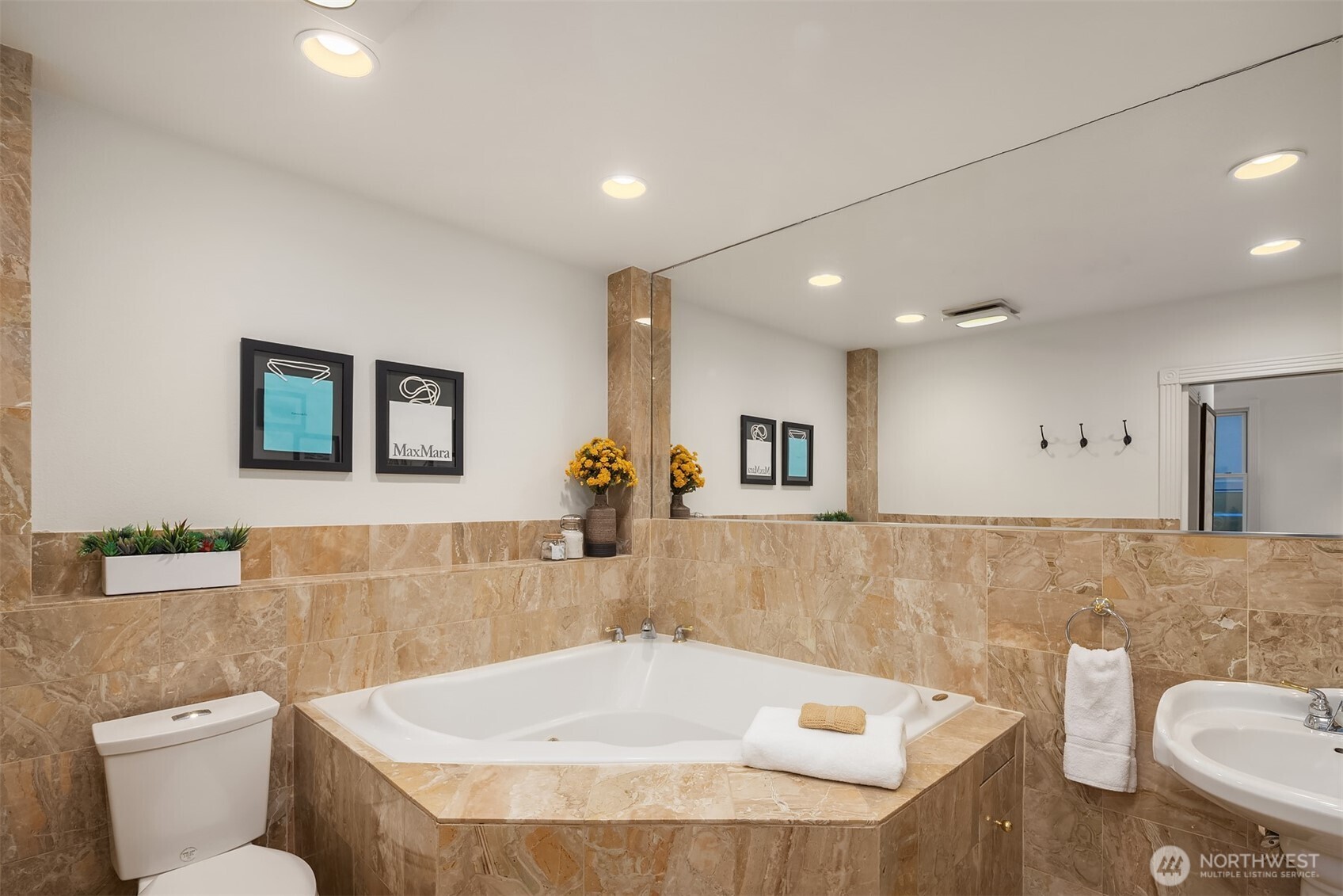 1406 Harvard Avenue Unit: 8