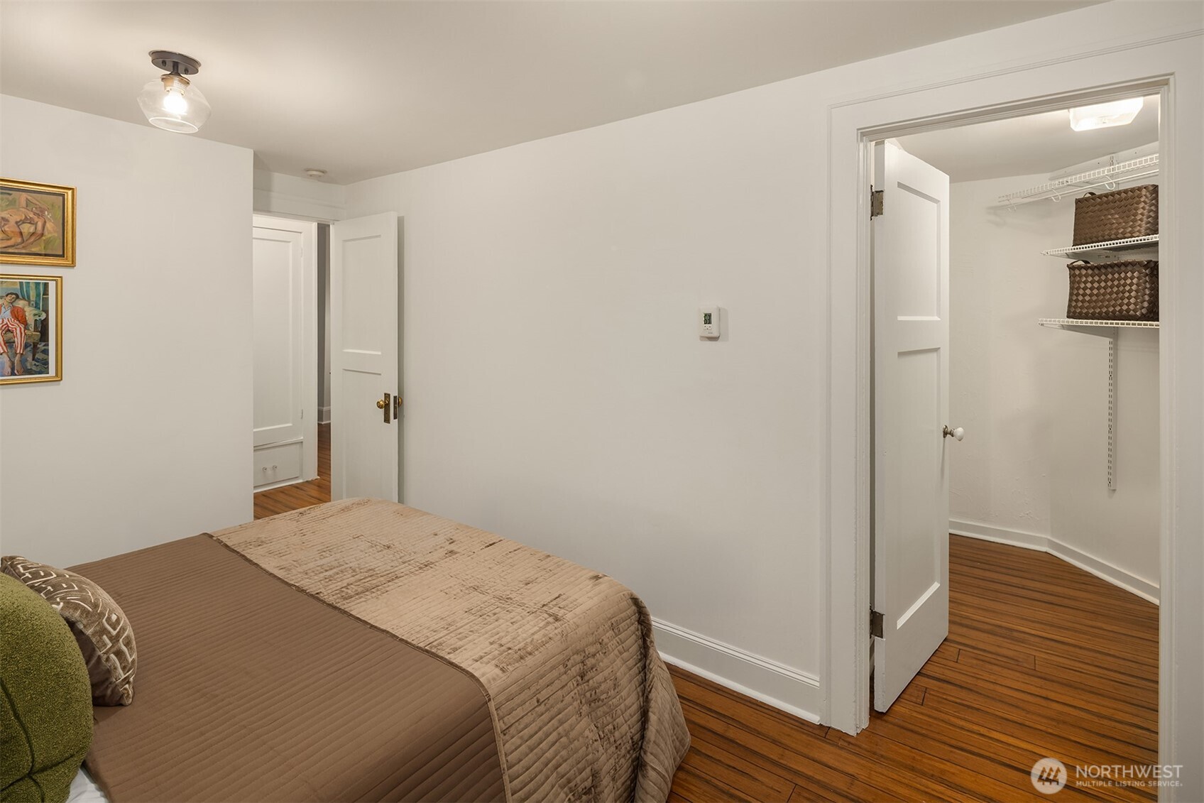 1112 Broadway E Unit: 102