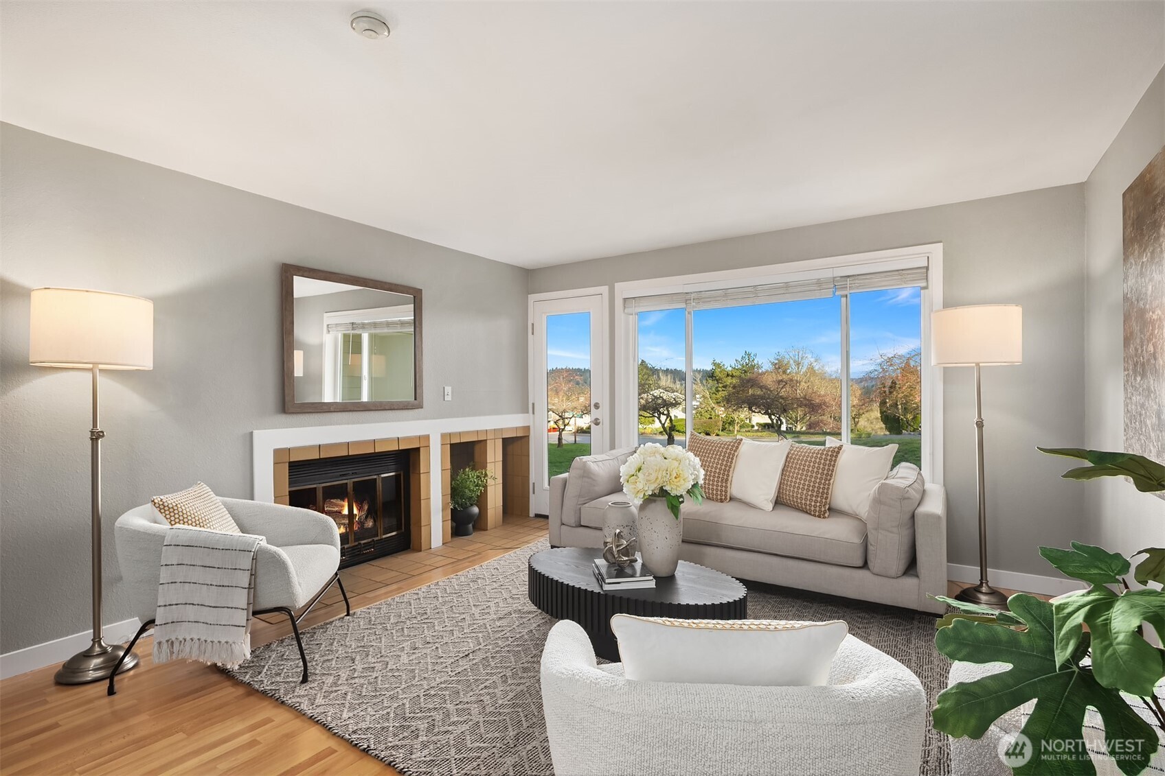 7004 155th Place NE Unit: 7004