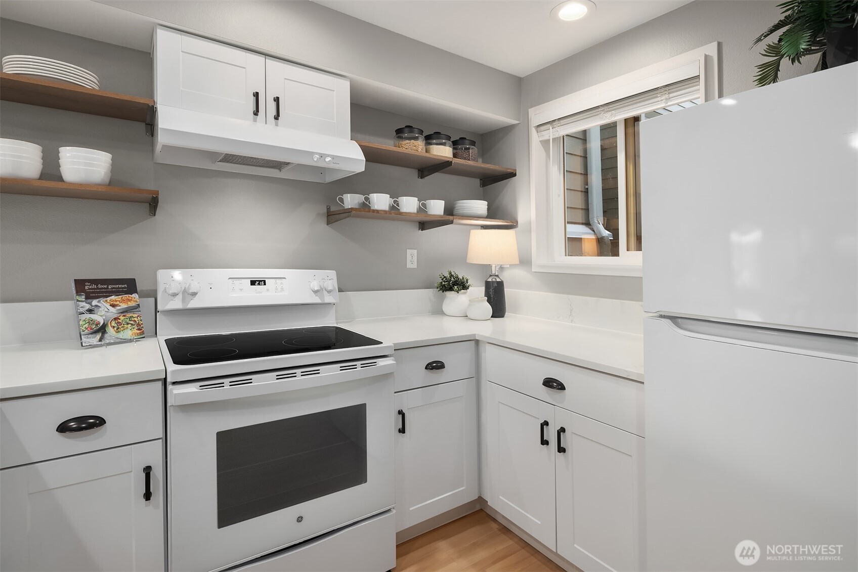 7004 155th Place NE Unit: 7004