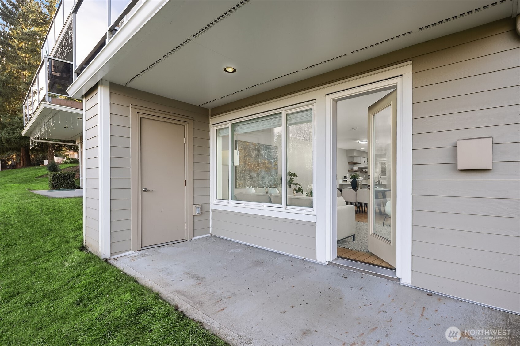 7004 155th Place NE Unit: 7004