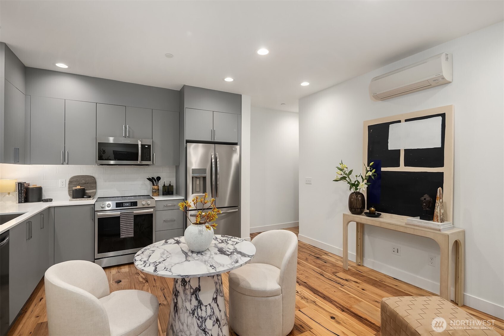 1827 14th Avenue Unit: B