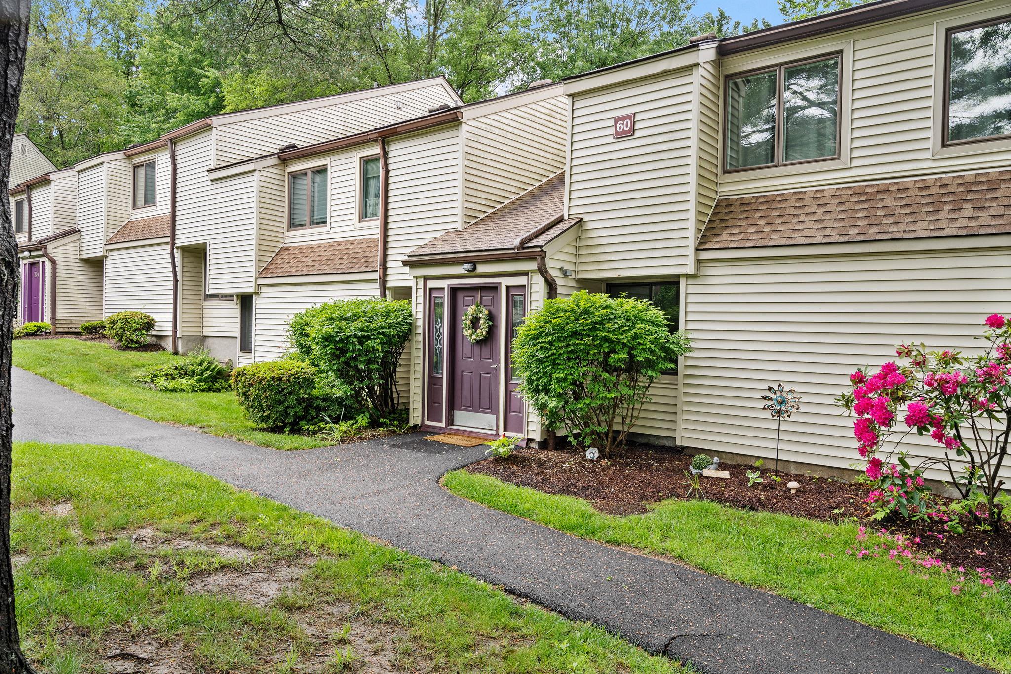 60 Kirby Close Unit: Apt F