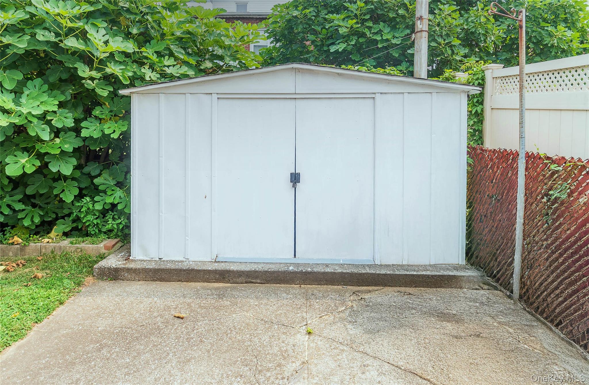 926 Vincent Avenue