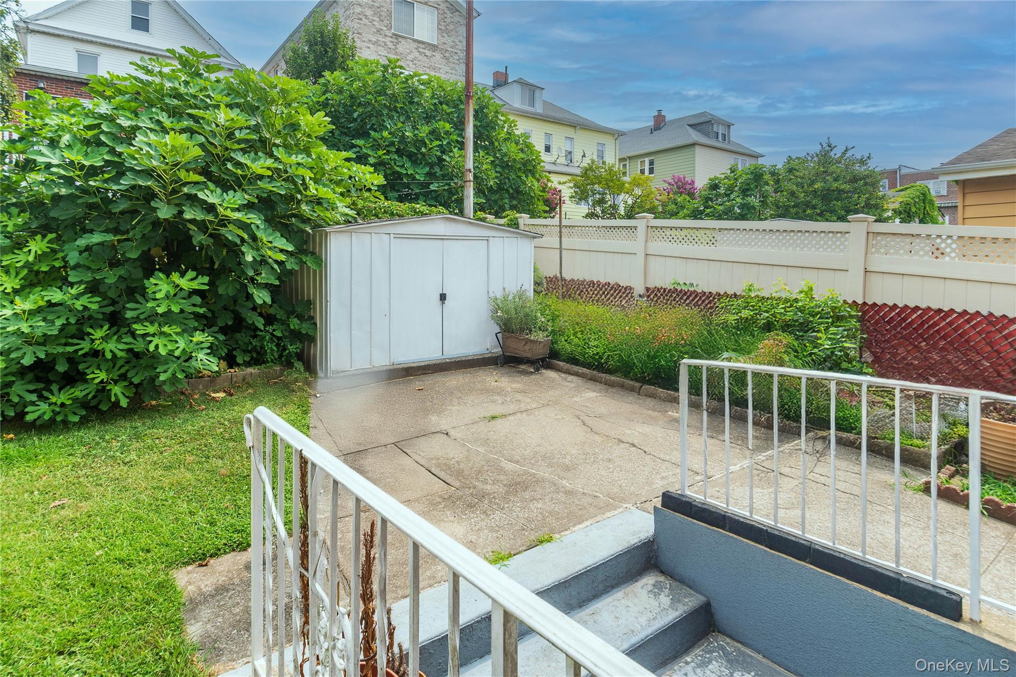 926 Vincent Avenue