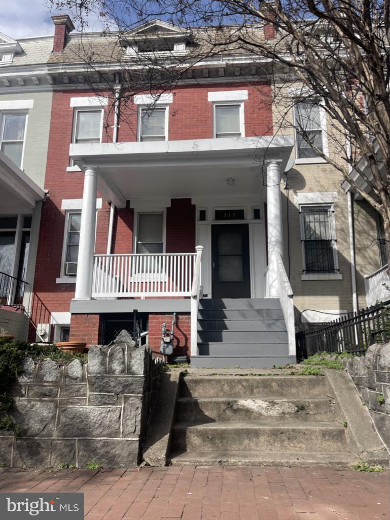 111 R St NW