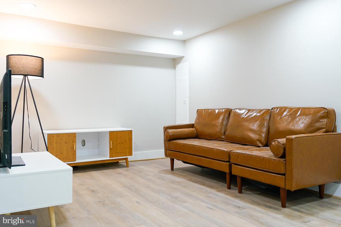 1225 Randolph St NW
