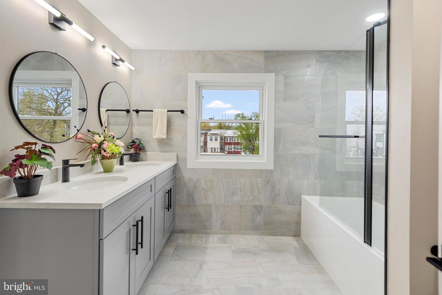 1225 Randolph St NW