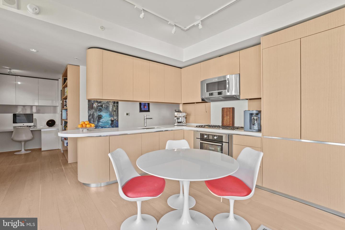 925 H St NW #712