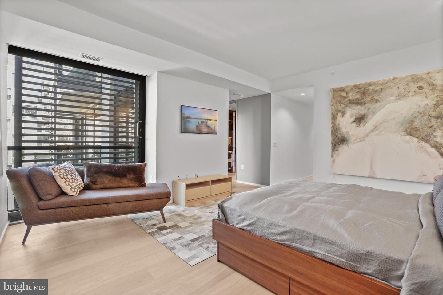 925 H St NW #712