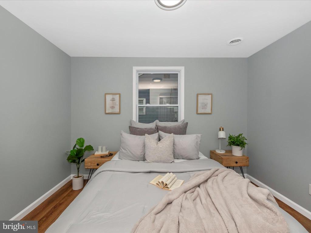 609 Delaware Ave