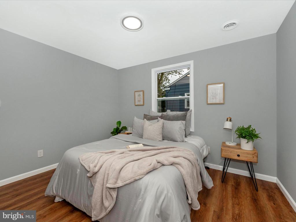 609 Delaware Ave