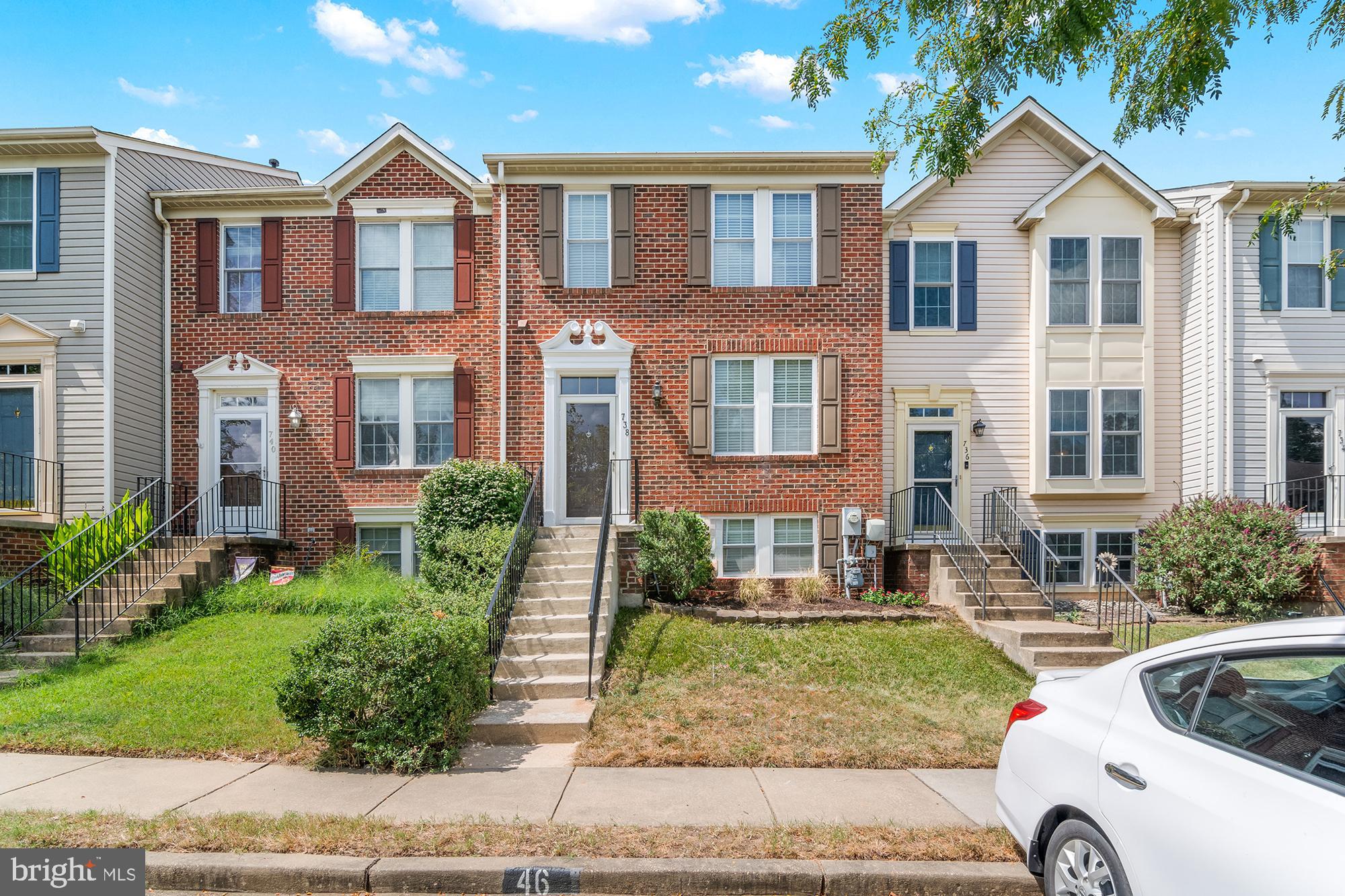 738 PINE DRIFT DRIVE