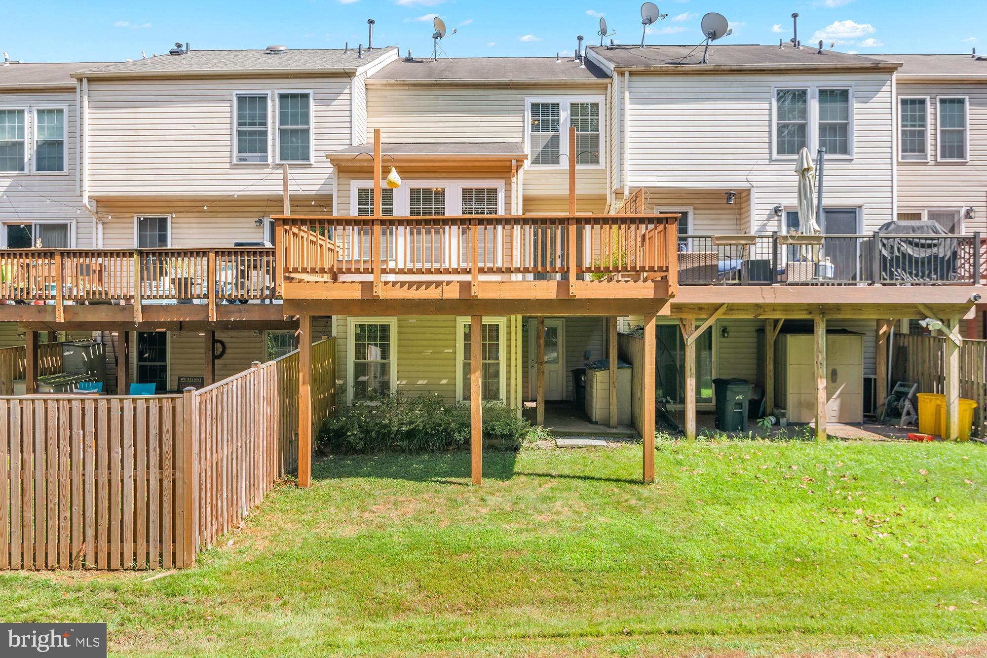 738 PINE DRIFT DRIVE