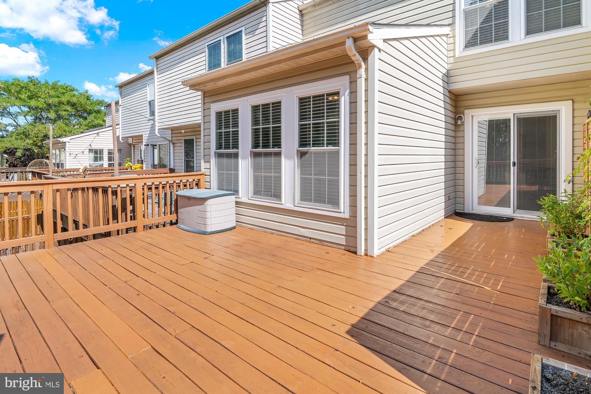 738 PINE DRIFT DRIVE