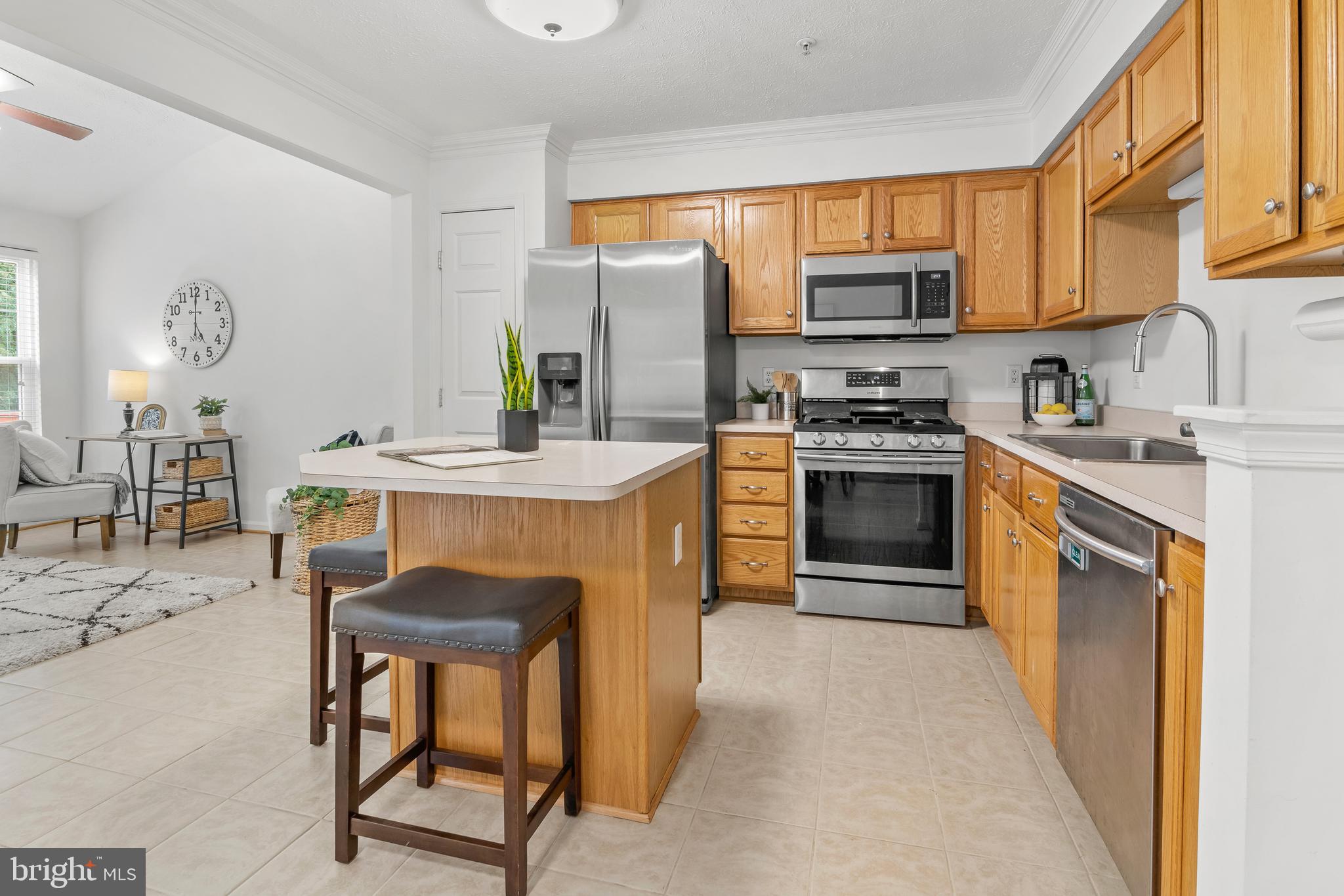 738 PINE DRIFT DRIVE