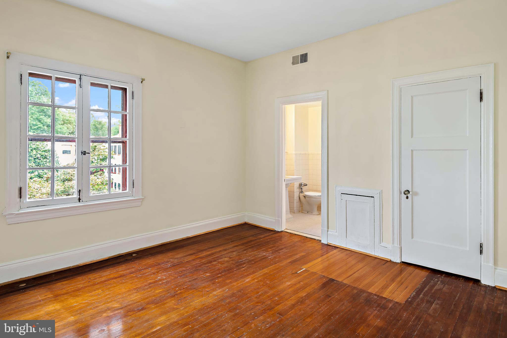 230 Stony Run Ln #2d