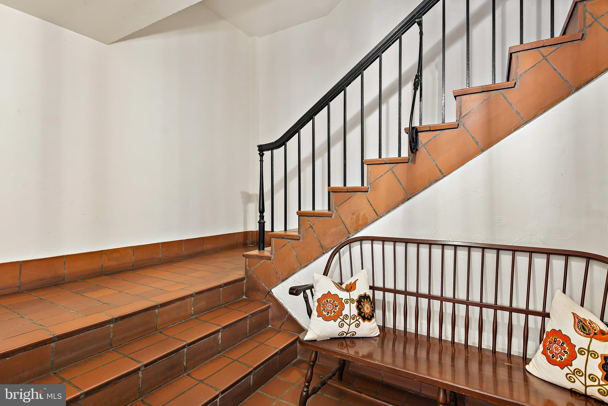 230 Stony Run Ln #2d