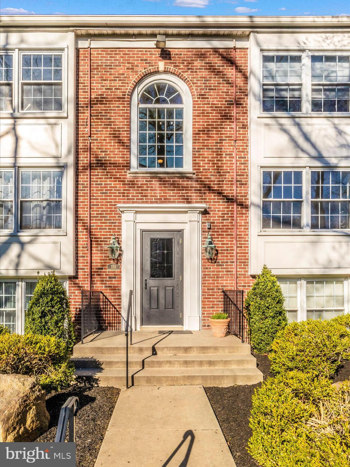 353 Homeland Southway #1d