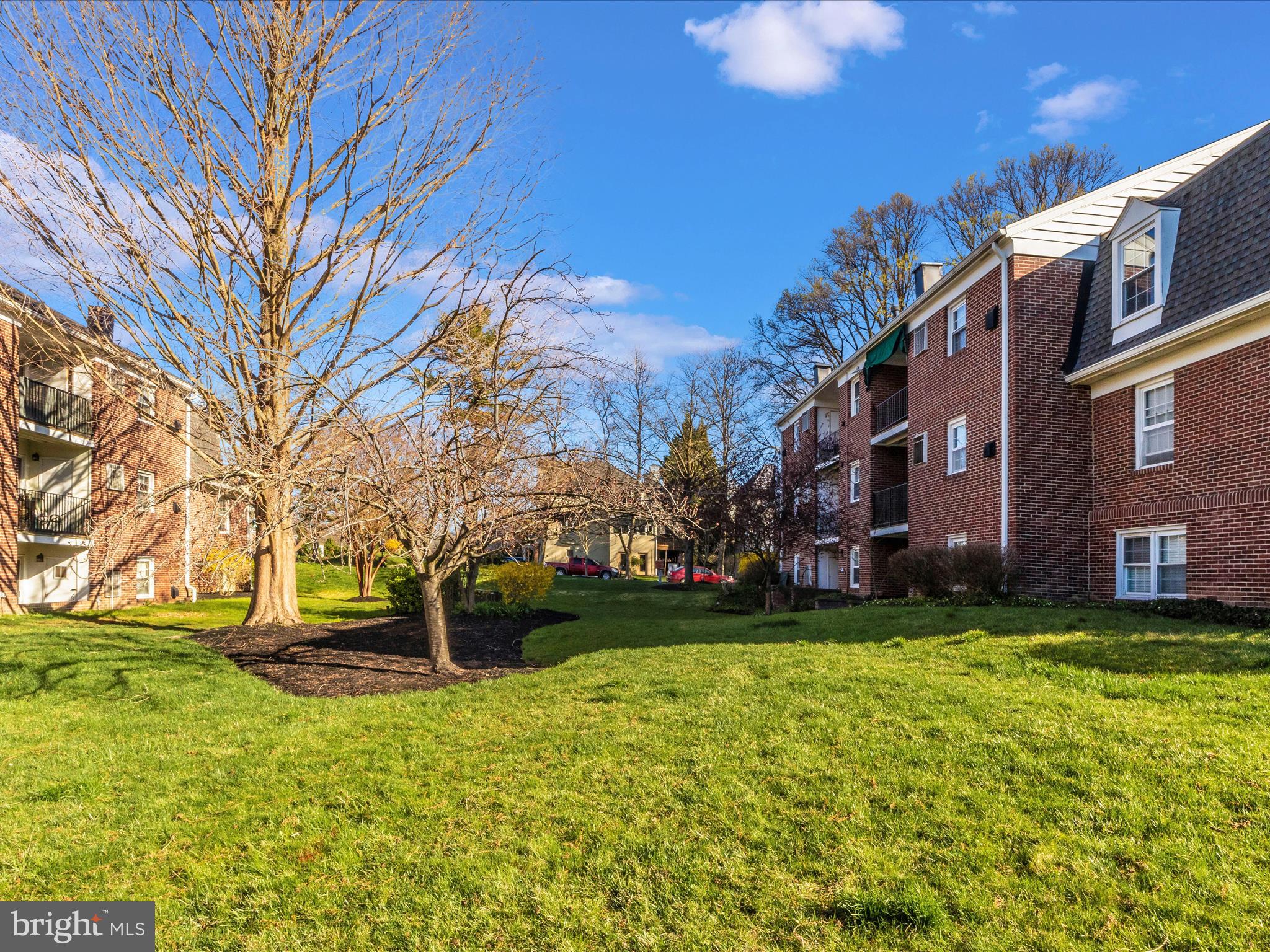 353 Homeland Southway #1d