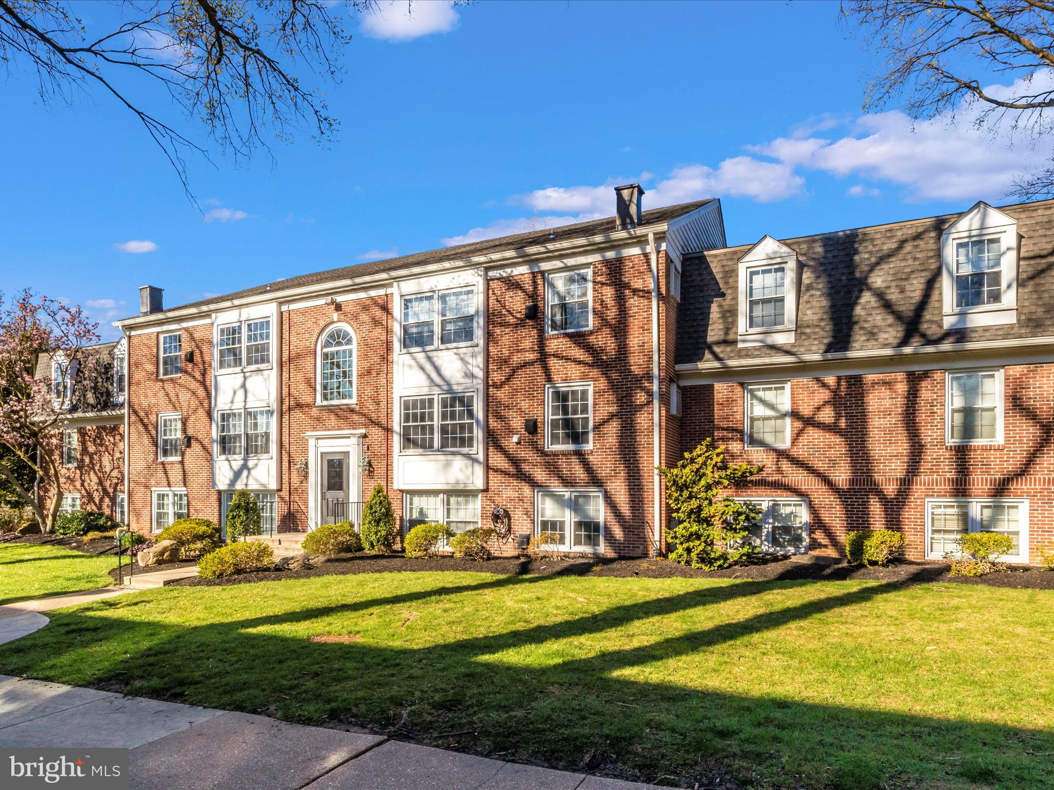 353 Homeland Southway #1d