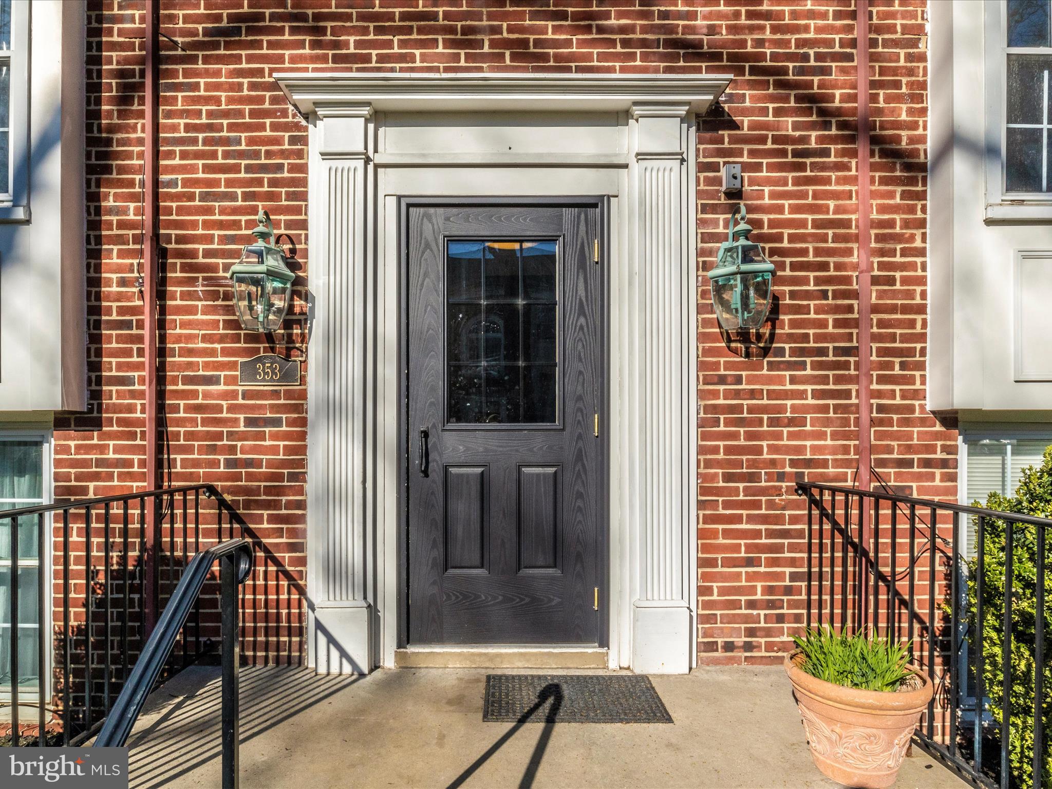 353 Homeland Southway #1d