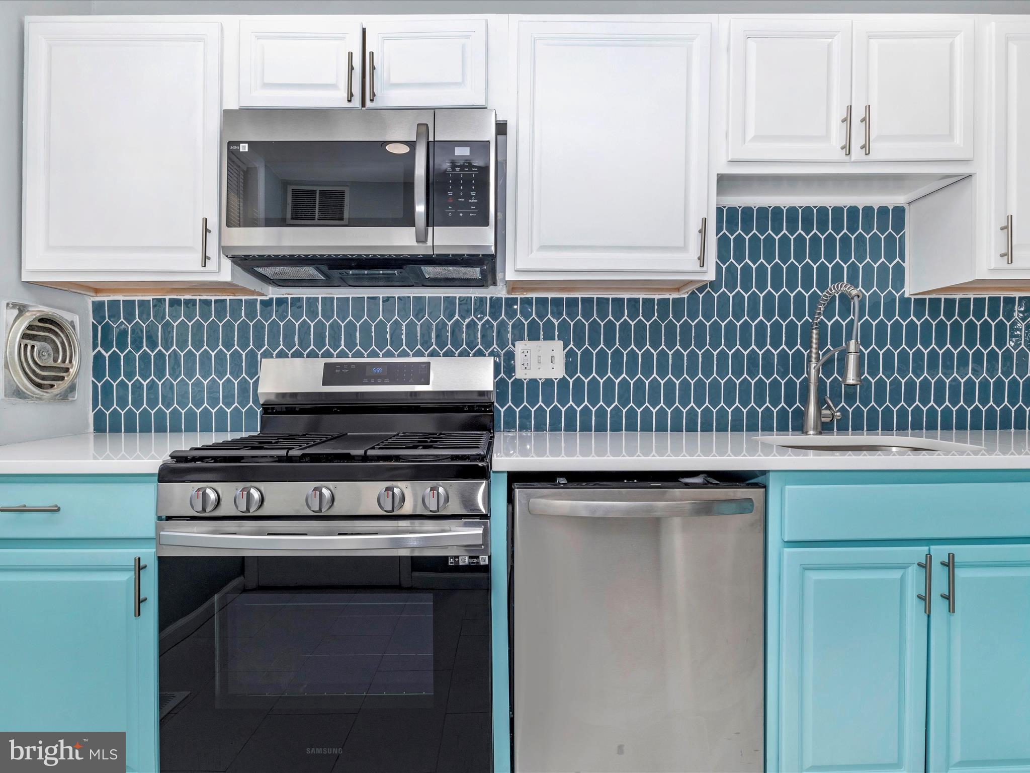 353 Homeland Southway #1d