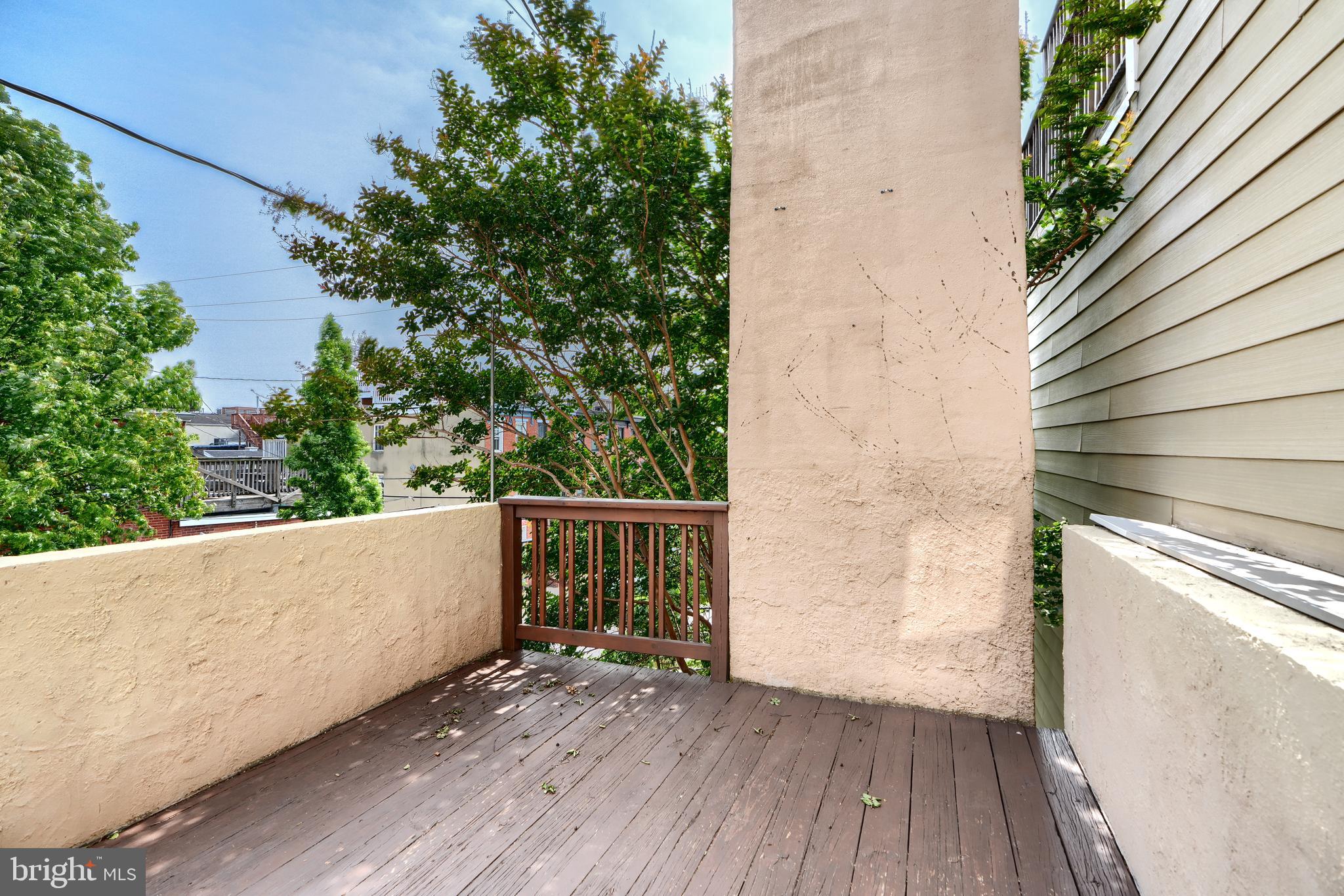 1142 RIVERSIDE AVENUE