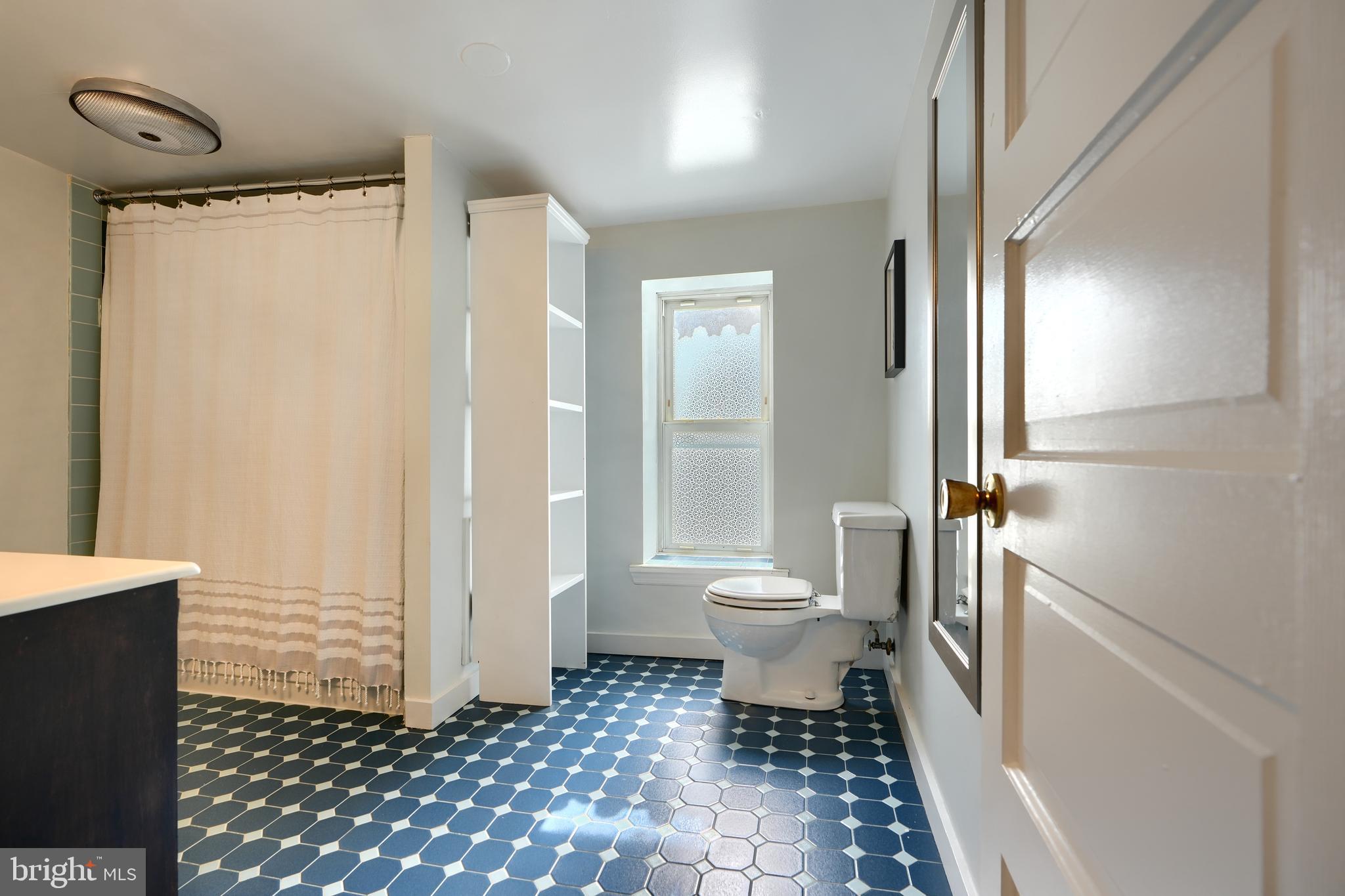 1142 RIVERSIDE AVENUE