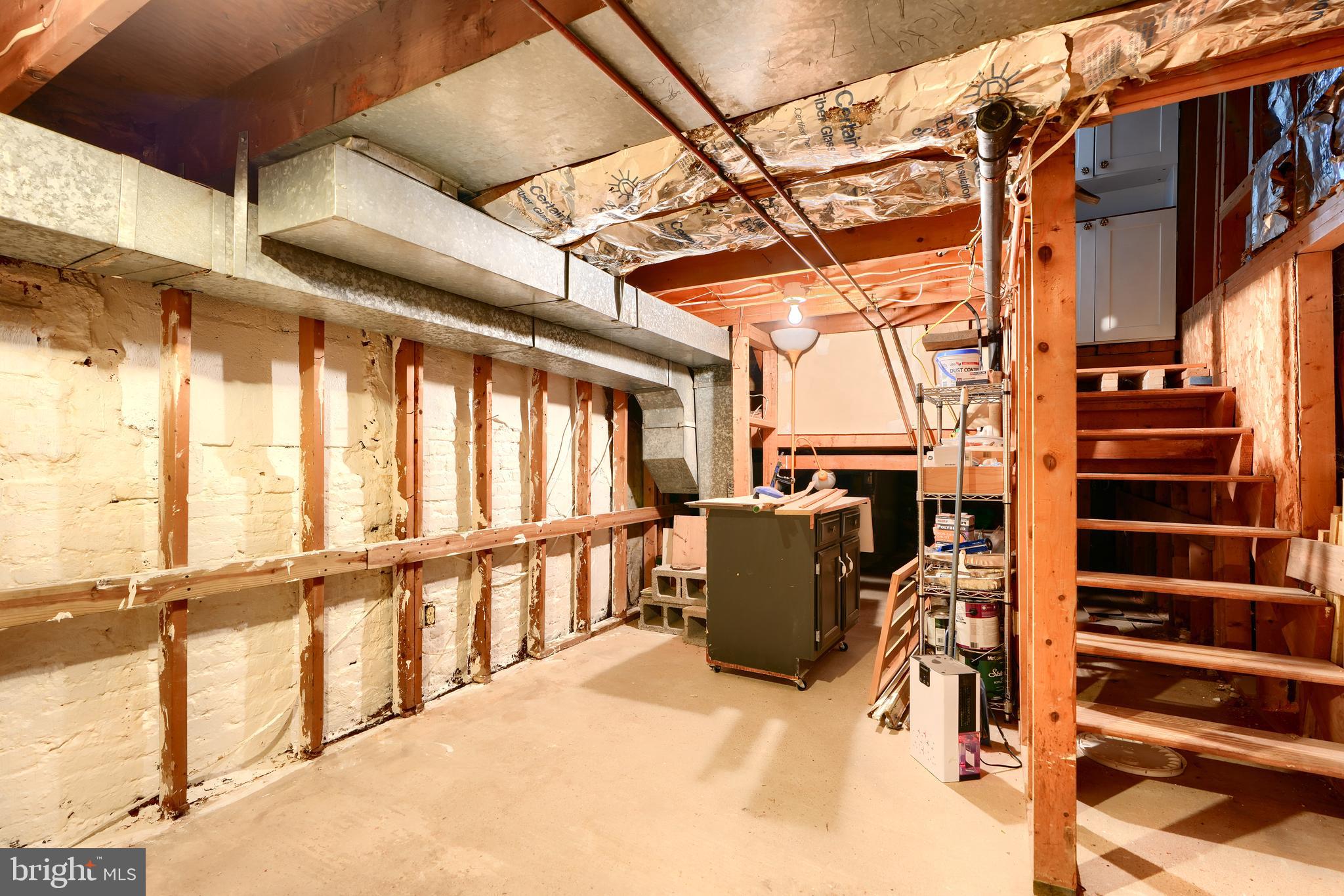 1142 RIVERSIDE AVENUE