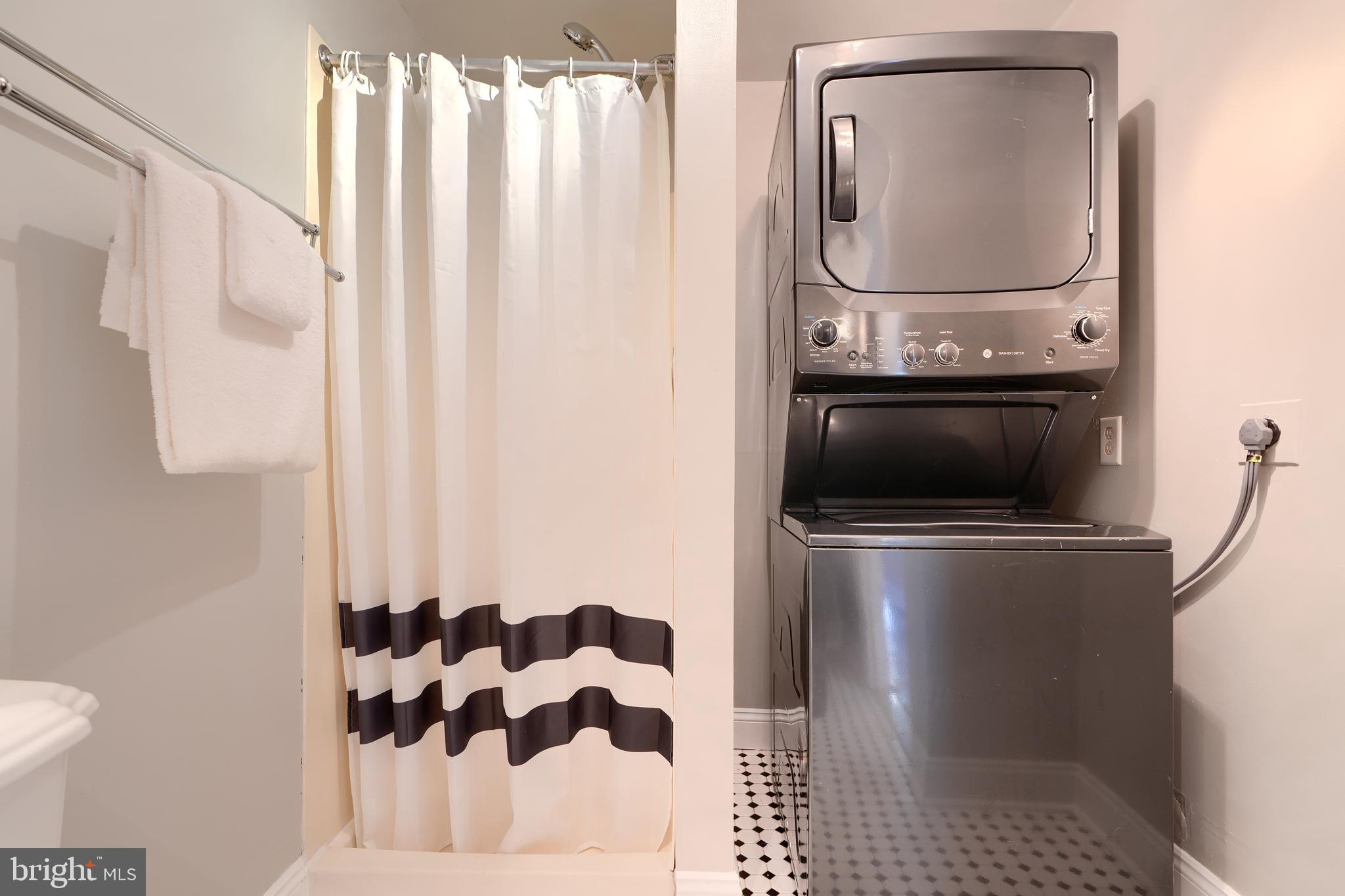 1142 RIVERSIDE AVENUE