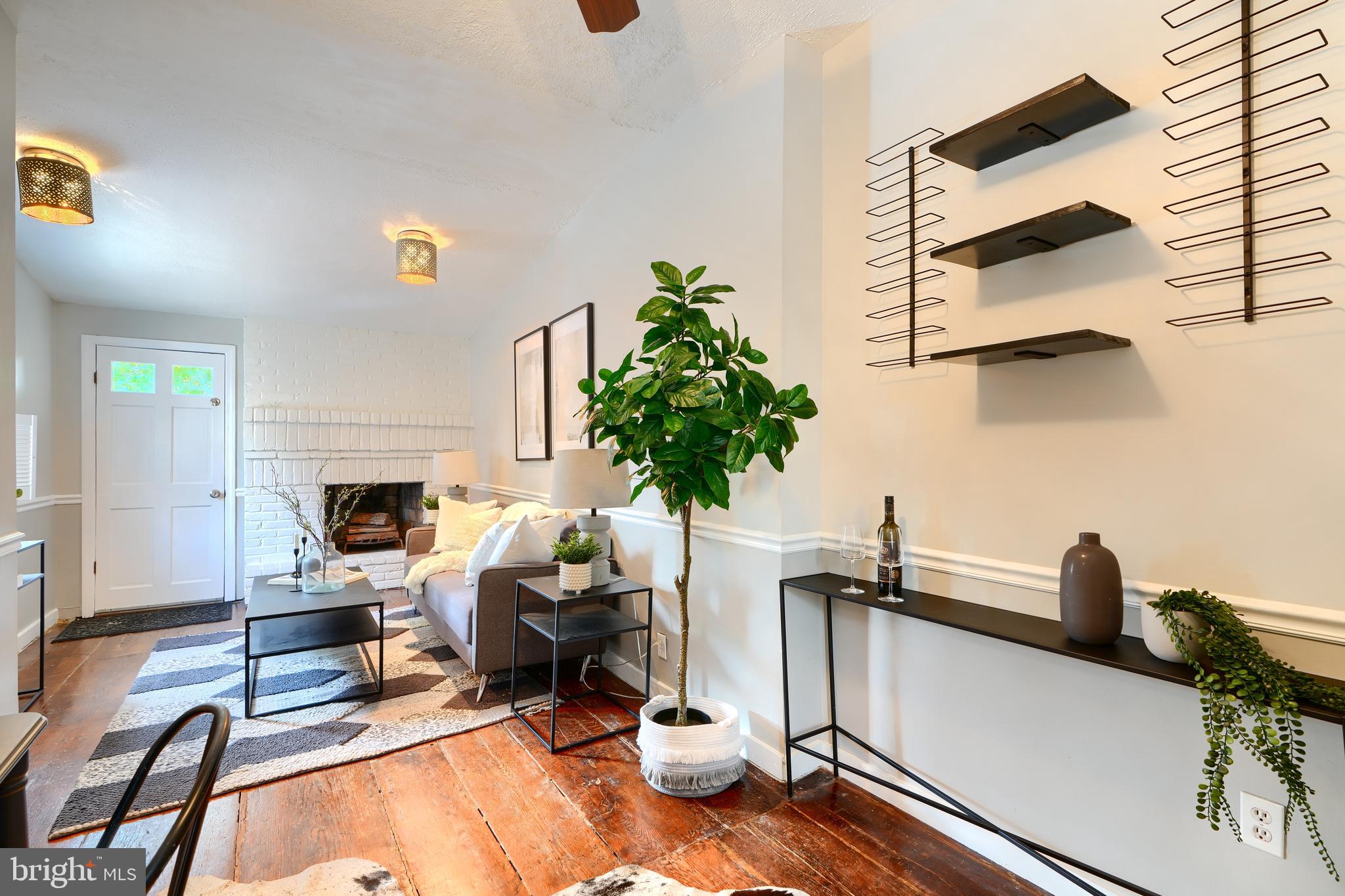 1142 RIVERSIDE AVENUE