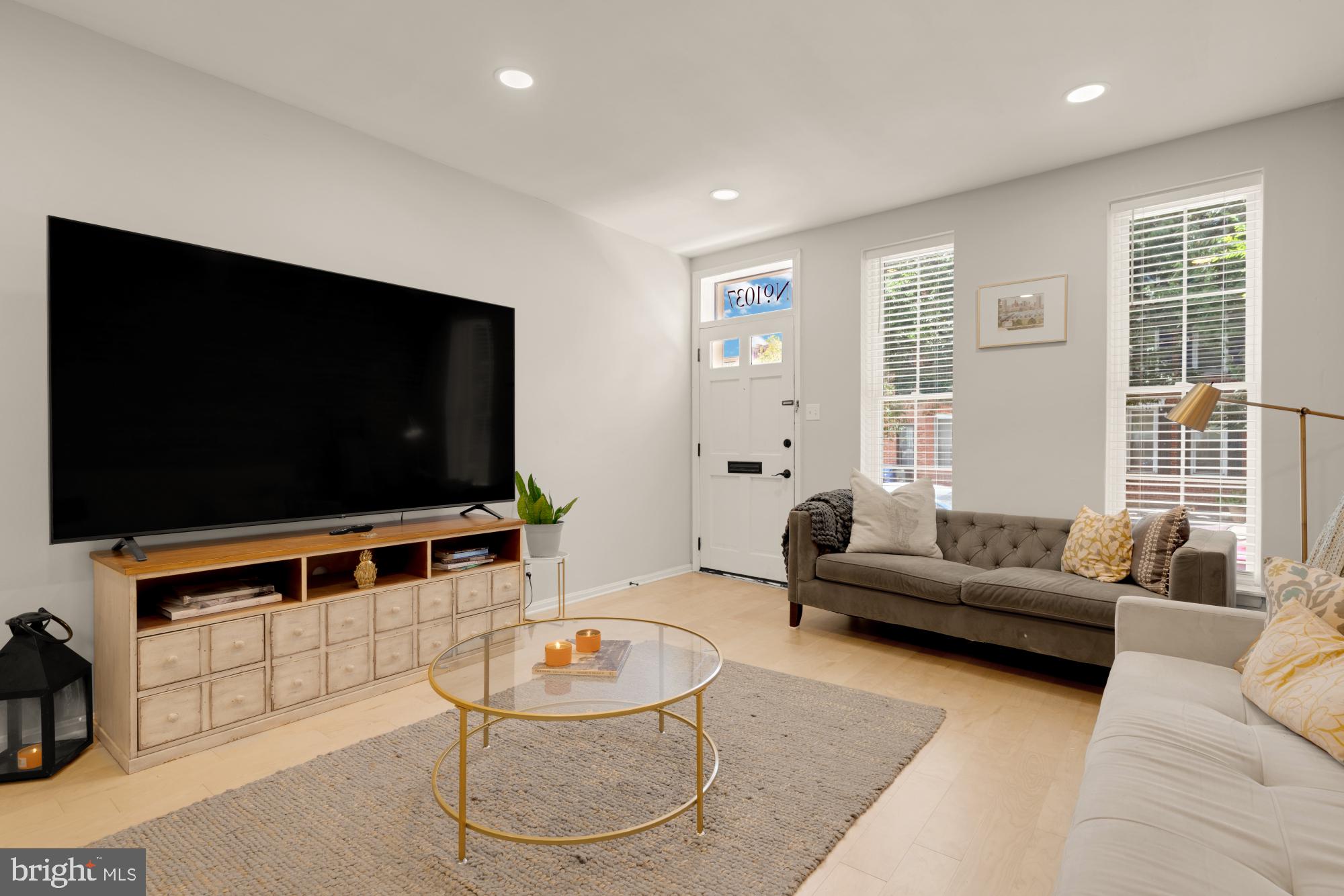 1037 S HANOVER STREET