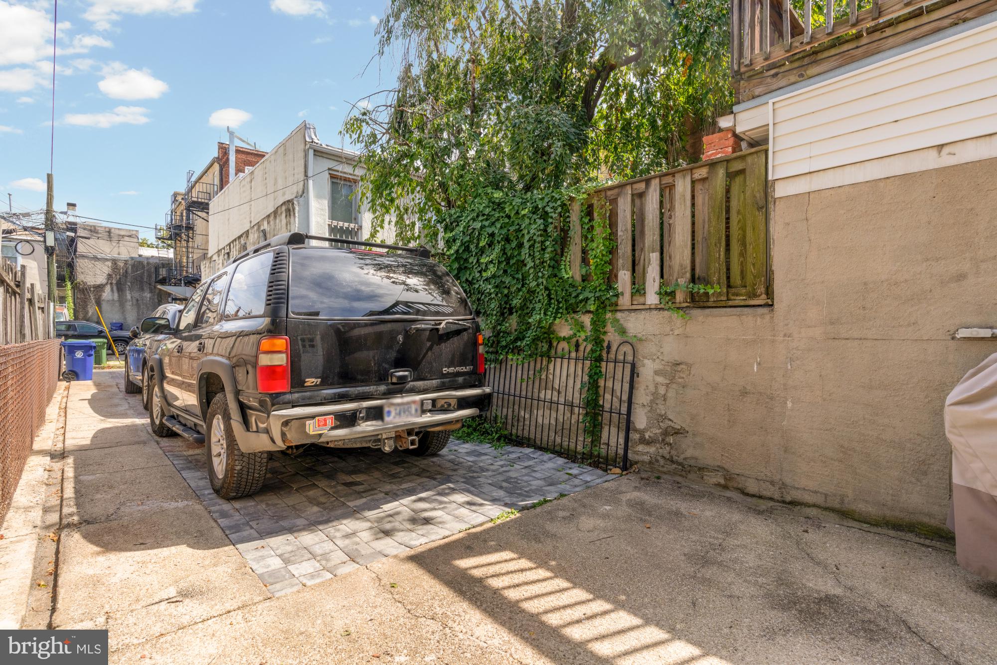 1037 S HANOVER STREET